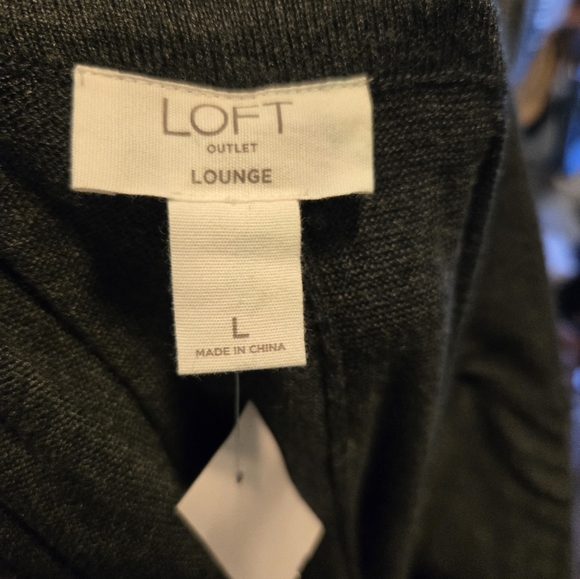 LOFT- WIDE LEG Pull On Lounge Pants - Picture 5 of 5